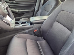 Used 2024  Nissan Altima 2&period;5 SV Sedan at Maxx Loans near St&period; Adrian&comma; MI