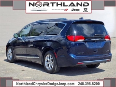 Used 2019 Chrysler Pacifica Limited FWD at Maxx Loans near St. Adrian, MI