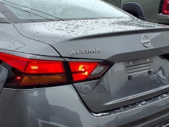 Used 2024  Nissan Altima 2&period;5 SV Sedan at Maxx Loans near St&period; Adrian&comma; MI