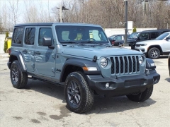 Used 2024 Jeep Wrangler Sport S 4 Door 4x4 at Maxx Loans near ,