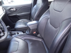 Used 2023 Jeep Cherokee Altitude Lux 4x4 at Maxx Loans near ,