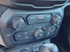 Used 2020 Jeep Renegade Limited 4x4 at Maxx Loans near ,