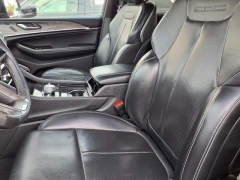 Used 2022  Jeep Grand Cherokee L Overland 4x4 at Maxx Loans near St. Adrian, MI