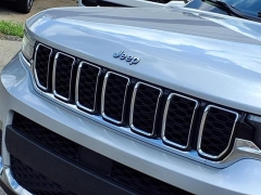 Used 2021 Jeep Grand Cherokee L Limited 4x4 at Maxx Loans near St. Adrian, MI