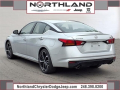 Used 2023 Nissan Altima 2.5 SR Sedan at Maxx Loans near St. Adrian, MI