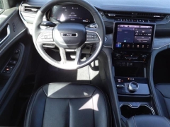 Used 2024 Jeep Grand Cherokee L Limited 4x4 at Maxx Loans near ,