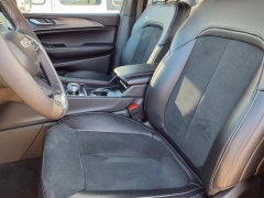 Used 2025  Jeep Grand Cherokee Laredo 4x4 at Maxx Loans near St&period; Adrian&comma; MI