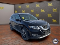 Used 2019 Nissan Rogue 4d SUV AWD SL at Royal Family Motors Alliance near Alliance, OH