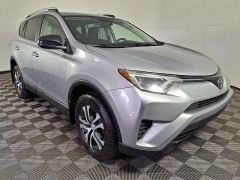 Used 2018 Toyota RAV4 4d SUV AWD LE at Royal Family Motors Alliance near Alliance, OH