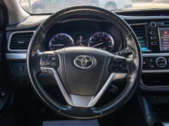 Used 2015  Toyota Highlander 4d SUV FWD XLE at Auto Finance Center of Rock Hill near Rock Hill, SC