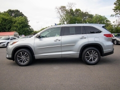 Used 2017 Toyota Highlander V6 FWD (Natl) at Auto Finance Center of Rock Hill near Rock Hill, SC