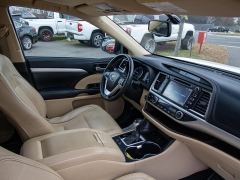 Used 2014  Toyota Highlander AWD 4dr V6 XLE &lpar;Natl&rpar; at Auto Finance Center of Rock Hill near Rock Hill&comma; SC