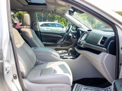 Used 2019 Toyota Highlander Limited V6 FWD (Natl) at Auto Finance Center of Rock Hill near Rock Hill, SC
