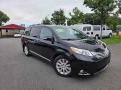 Used 2014  Toyota Sienna 5dr 7-Pass Van V6 AWD &lpar;Natl&rpar; at Auto Finance Center near Matthews&comma; NC