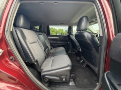 Used 2015  Toyota Highlander FWD 4dr V6 LE &lpar;Natl&rpar; at Auto Finance Center near Matthews&comma; NC