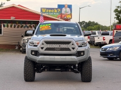 Used 2019  Toyota Tacoma 4WD Double Cab 5' Bed V6 &lpar;Natl&rpar; at Auto Finance Center near Matthews&comma; NC