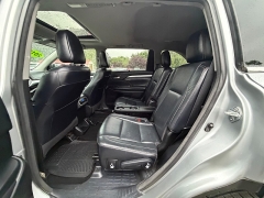Used 2018  Toyota Highlander V6 FWD &lpar;Natl&rpar; at Auto Finance Center near Matthews&comma; NC