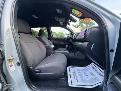 Used 2019  Toyota Tacoma 4WD Double Cab 5' Bed V6 &lpar;Natl&rpar; at Auto Finance Center near Matthews&comma; NC