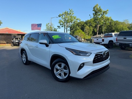 Used 2022 Toyota Highlander LE FWD at Auto Finance Center of Rock Hill near Rock Hill, SC
