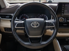 Used 2020  Toyota Highlander 4d SUV FWD XLE at Auto Finance Center of Rock Hill near Rock Hill&comma; SC