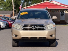 Used 2009  Toyota Highlander FWD 4dr V6 Limited &lpar;Natl&rpar; at Auto Finance Center near Matthews&comma; NC