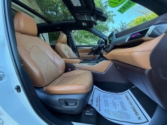 Used 2021  Toyota Highlander Platinum FWD at Auto Finance Center near Matthews&comma; NC