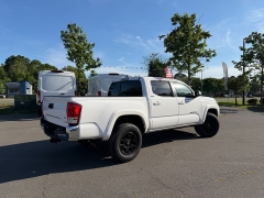 Used 2021  Toyota Tacoma 2WD Double Cab 5' Bed V6 AT &lpar;Natl&rpar; at Auto Finance Center near Matthews&comma; NC