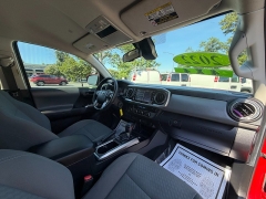Used 2022  Toyota Tacoma 4WD Double Cab 5' Bed V6 &lpar;Natl&rpar; at Auto Finance Center near Matthews&comma; NC