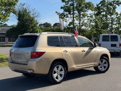 Used 2009  Toyota Highlander FWD 4dr V6 Limited &lpar;Natl&rpar; at Auto Finance Center near Matthews&comma; NC
