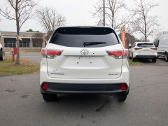 Used 2014  Toyota Highlander AWD 4dr V6 XLE &lpar;Natl&rpar; at Auto Finance Center of Rock Hill near Rock Hill&comma; SC