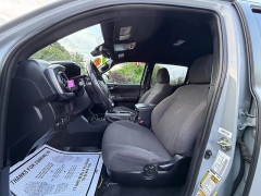 Used 2019  Toyota Tacoma 4WD Double Cab 5' Bed V6 &lpar;Natl&rpar; at Auto Finance Center near Matthews&comma; NC