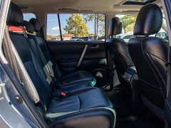 Used 2013  Toyota Highlander 4WD 4dr V6 &lpar;Natl&rpar; at Auto Finance Center of Rock Hill near Rock Hill&comma; SC