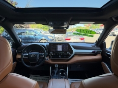 Used 2021  Toyota Highlander Platinum FWD at Auto Finance Center near Matthews&comma; NC