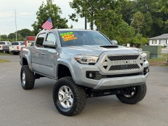 Used 2019  Toyota Tacoma 4WD Double Cab 5' Bed V6 &lpar;Natl&rpar; at Auto Finance Center near Matthews&comma; NC