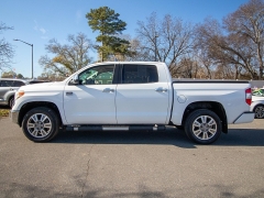 Used 2017  Toyota Tundra 4WD CrewMax 5&period;5' Bed 5&period;7L &lpar;Natl&rpar; at Auto Finance Center of Rock Hill near Rock Hill&comma; SC