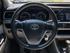 Used 2014 Toyota Highlander 4d SUV FWD LE at Auto Finance Center of Rock Hill near Rock Hill, SC