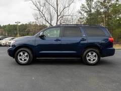 Used 2010 Toyota Sequoia RWD LV8 6-Spd AT SR5 (Natl) at Auto Finance Center of Rock Hill near Rock Hill, SC