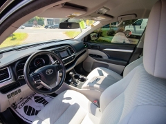 Used 2014 Toyota Highlander 4d SUV FWD LE at Auto Finance Center of Rock Hill near Rock Hill, SC