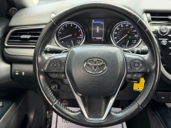 Used 2020  Toyota Camry SE Auto &lpar;Natl&rpar; at Auto Finance Center near Matthews&comma; NC