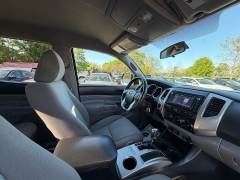 Used 2014  Toyota Tacoma 4WD Double Cab Long Bed at Auto Finance Center near Matthews&comma; NC