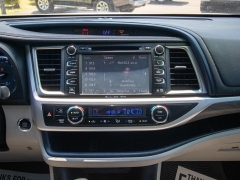 Used 2019 Toyota Highlander Limited V6 FWD (Natl) at Auto Finance Center of Rock Hill near Rock Hill, SC