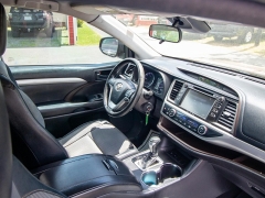 Used 2017 Toyota Highlander LE V6 FWD (Natl) at Auto Finance Center of Rock Hill near Rock Hill, SC
