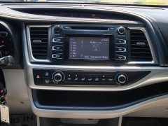 Used 2014 Toyota Highlander 4d SUV FWD LE at Auto Finance Center of Rock Hill near Rock Hill, SC