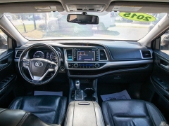 Used 2015  Toyota Highlander 4d SUV FWD XLE at Auto Finance Center of Rock Hill near Rock Hill, SC