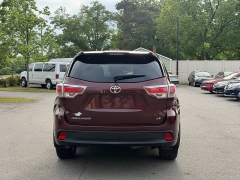 Used 2015  Toyota Highlander FWD 4dr V6 LE &lpar;Natl&rpar; at Auto Finance Center near Matthews&comma; NC