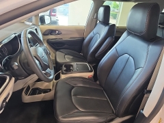 Used 2024  Chrysler Pacifica Touring L FWD at Maxx Loans near St&period; Adrian&comma; MI