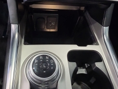 Used 2023  Ford Explorer Platinum 4WD at Maxx Loans near St&period; Adrian&comma; MI