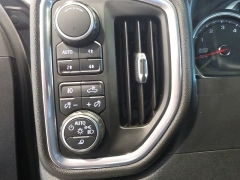Used 2019  Chevrolet Silverado 1500 4WD Crew Cab 157" High Country at Maxx Loans near St&period; Adrian&comma; MI
