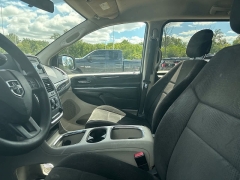 Used 2013  Dodge Grand Caravan 4d Wagon SXT at Maxx Loans near St&period; Adrian&comma; MI