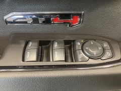 Used 2022  GMC Sierra 1500 4WD Crew Cab AT4 at Maxx Loans near St. Adrian, MI